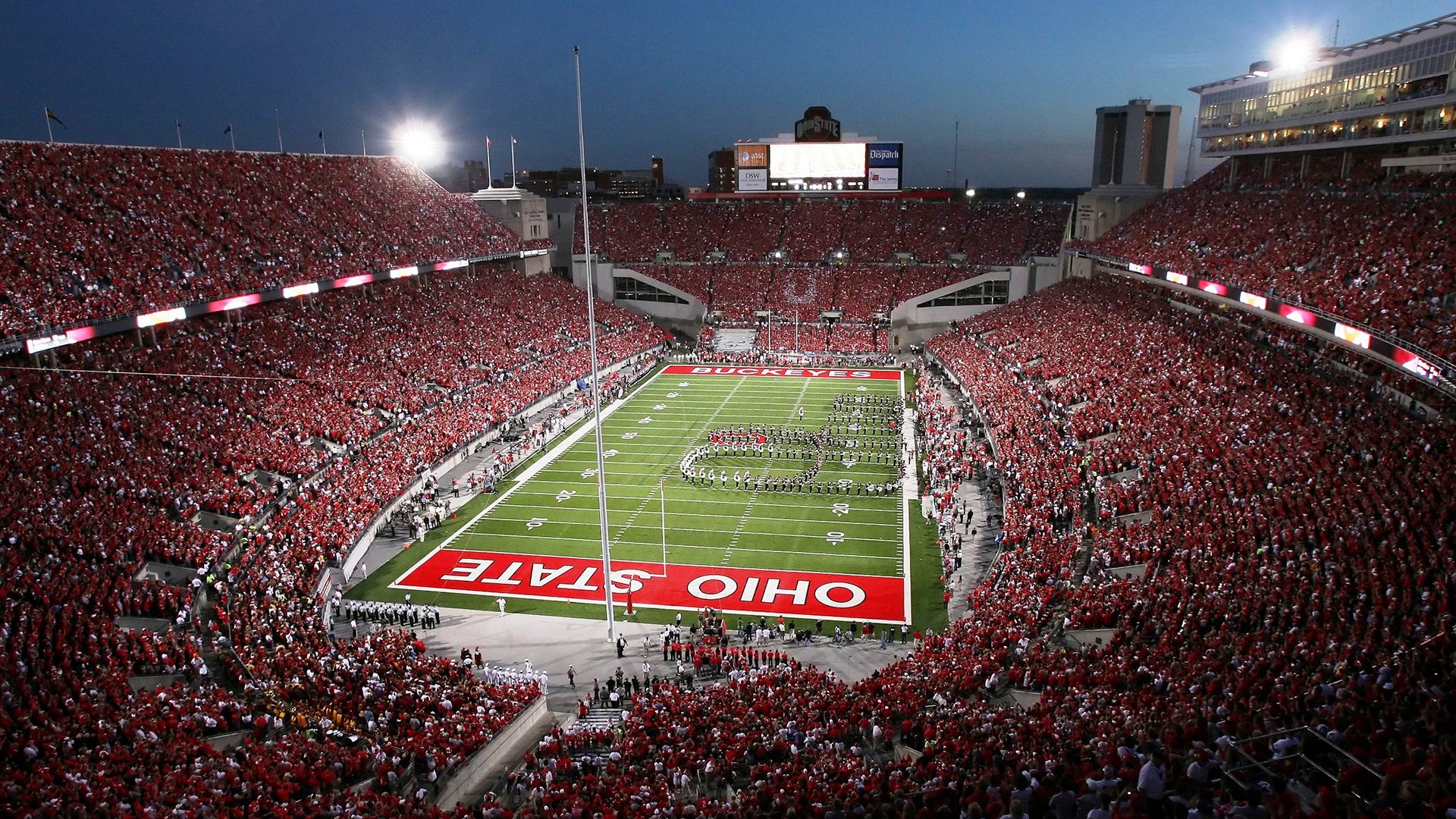 冠军球队季后赛表现解析：战术与体能双重胜出，季后赛冠军是谁